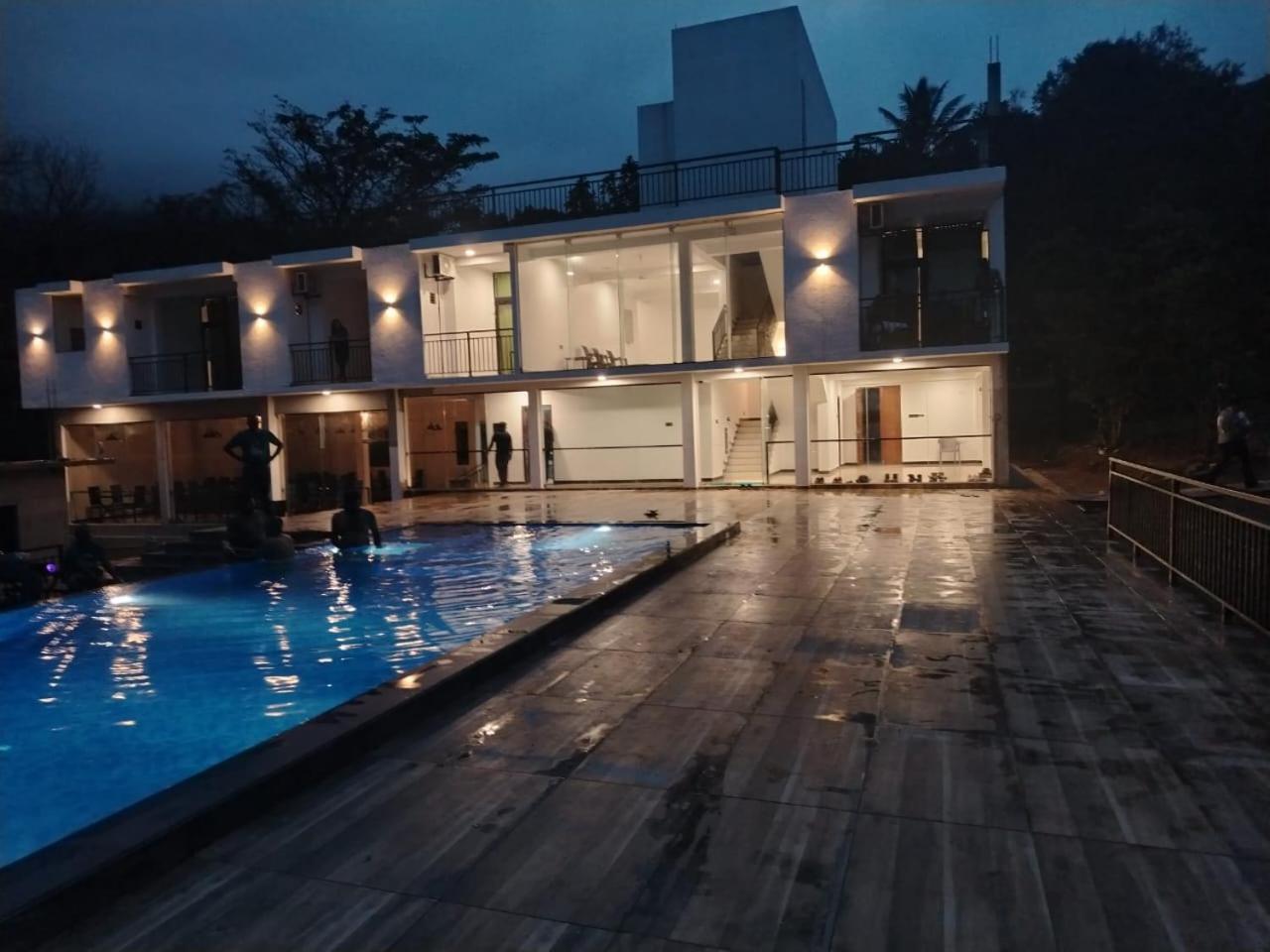 Crystal Riverston Deck Matale Exterior foto